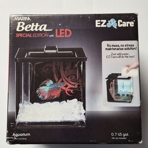 Marina Betta HAGEN EZ Care Aquarium Fish Tank Kit SPECIAL EDITION With LED Black